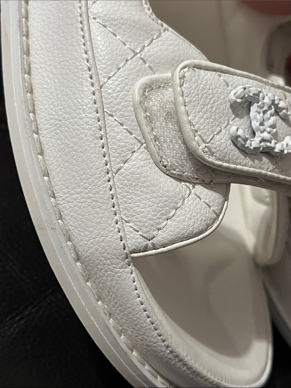 Fashion White Quilted Logo Strap Sandals - Picture 6 of 11